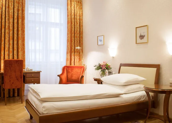 Kaiserin Elisabeth 4*